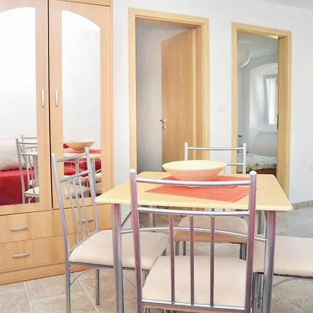 Apartment By The Sea Veli Rat, Dugi Otok - 15006 *
